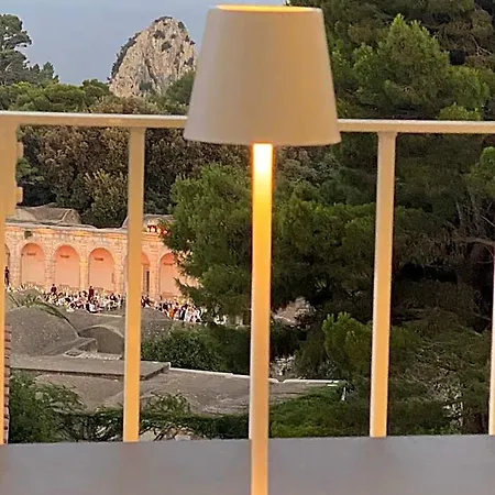 La Tosca 2* Capri