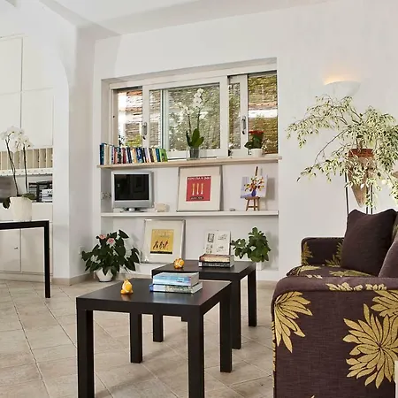 מלון La Tosca 2*